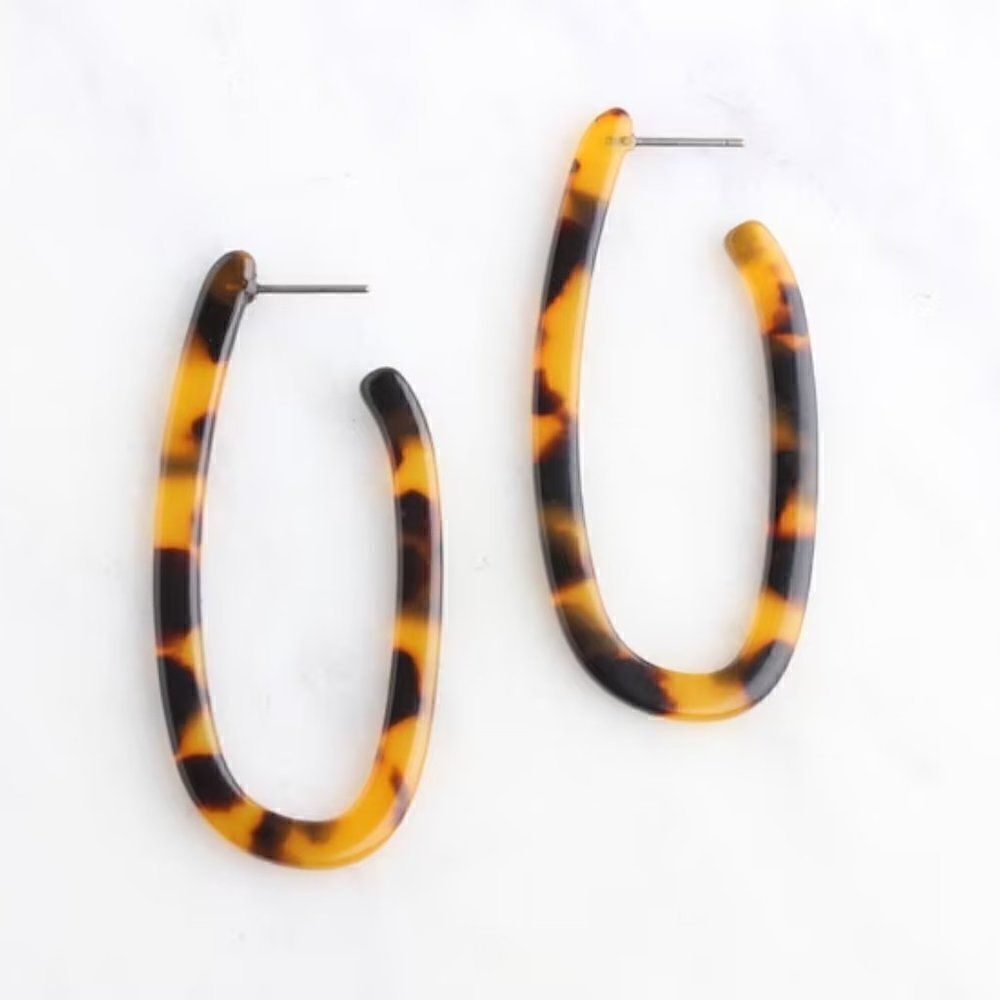 Brunette Tortoiseshell Open Oval Resin Hoop Earrings
